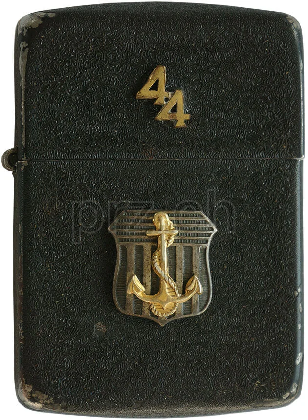 U.S. Maritime Service – 44, Modell three barrel hinge, round bottom, Jahr 1943 - 45, Ansicht 1