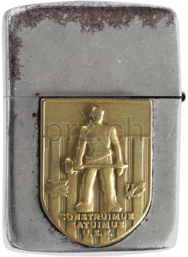 U.S. Naval Construction Force – Seabees, Ansicht 1 U.S. Naval Construction Force – Seabees, Modell three barrel hinge, round bottom, Jahr 1943 - 45, Ansicht 1