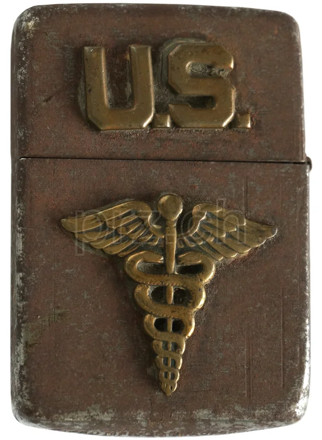 U.S. Army Medical Corps – Lt Colonel, Modell four barrel hinge, round bottom, Jahr 1942 - 43, Ansicht 1