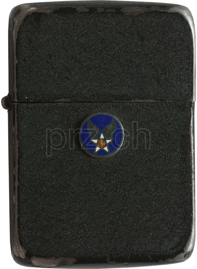 U.S. Army Air Force Insignia, Modell three barrel hinge, round bottom, Jahr 1943 - 45, Ansicht 1