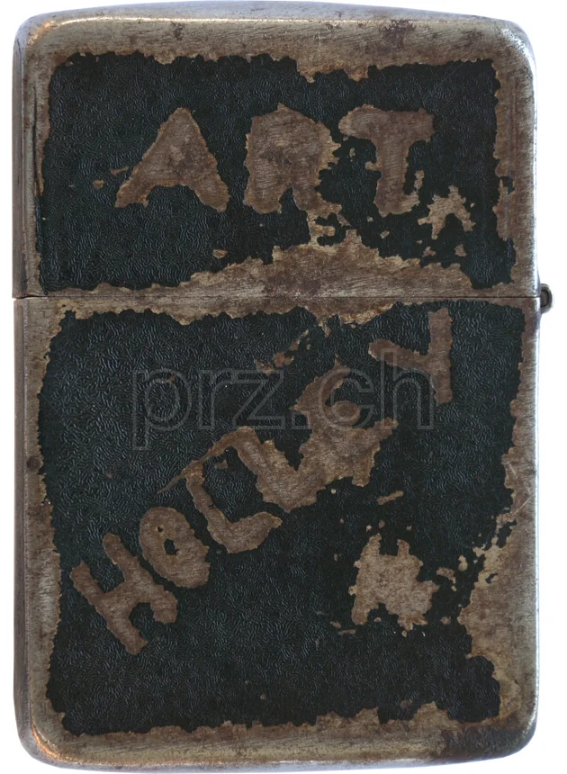 Self Engraved – Jane & Art Holley, Modell four barrel hinge, flat bottom, Jahr 1942 - 43, Ansicht 2
