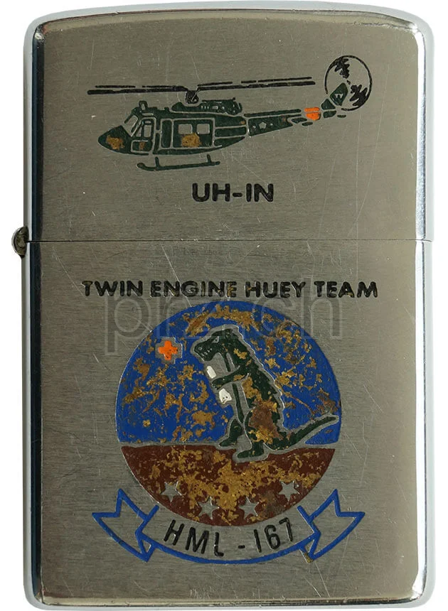 Twin Engine Huey – HML-167, Vorderseite Twin Engine Huey – HML-167, Modell chrome plated brushed, five barrel hinge, Jahr 1972, Vorderseite