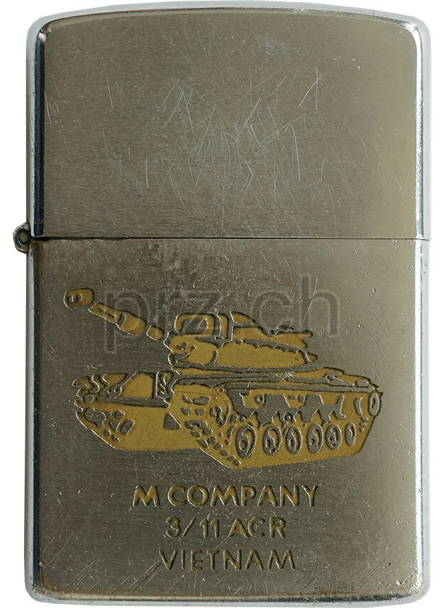 3/11th ACR – M48 Patton, Vorderseite 3/11th ACR – M48 Patton, Modell chrome plated brushed, five barrel hinge, Jahr 1966, Vorderseite