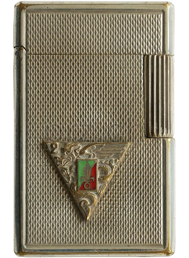 Dupont – Foreign Legion 2e REP, Modell Petrol S.T. Dupont for Drago, Jahr 1946 - 54, Vorderseite