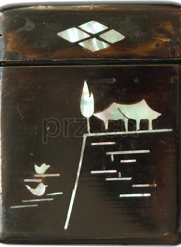 Case – Lacquer «Nageon Chilgi», Ansicht 2 Case – Lacquer «Nageon Chilgi», Modell Private, Jahr 1943 – 45, Ansicht 2