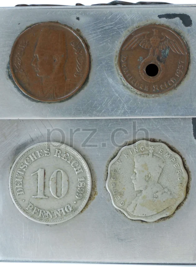 Case – Twelve Coins, Ansicht 2 Case – Twelve Coins, Modell Private, Jahr 1943 - 45, Ansicht 2