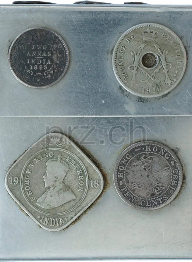 Case – Twelve Coins, Vorderseite Case – Twelve Coins, Modell Private, Jahr 1943 - 45, Vorderseite