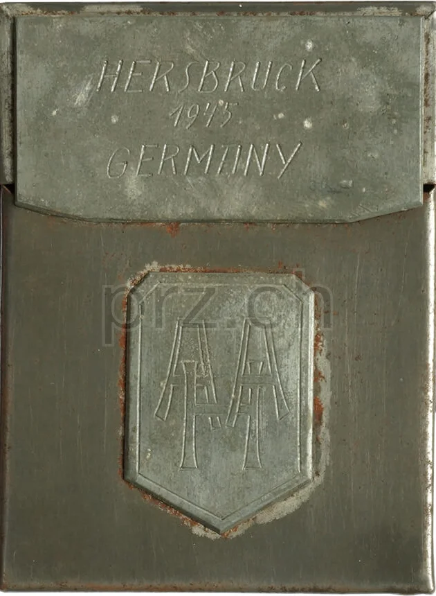 Case – Hersbruck, Vorderseite Case – Hersbruck, Modell Private, Jahr 1945, Vorderseite