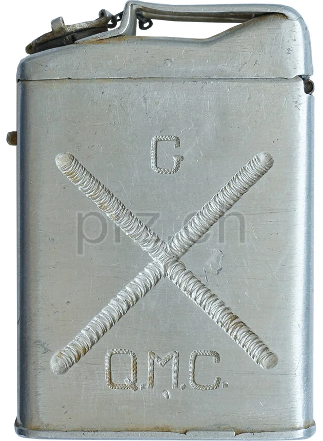 Case – Jerrycan, Ansicht 1 Case – Jerrycan, Modell Army, Jahr 1942 - 45, Ansicht 1