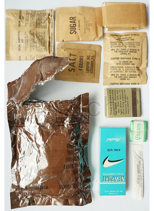 Army Cigarettes Vietnam – C Ration Open Packs, Ansicht 2 Army Cigarettes Vietnam – C Ration Open Packs, Modell Armed Forces, Jahr 1965 - 71, Ansicht 2