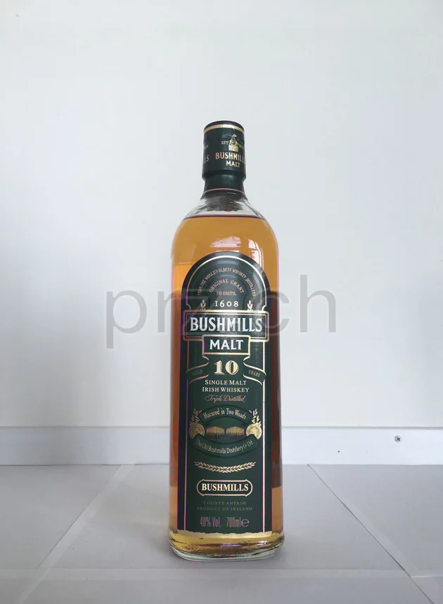 Bushmills, 10 Jahre, abgefüllt 2000, Ansicht 2