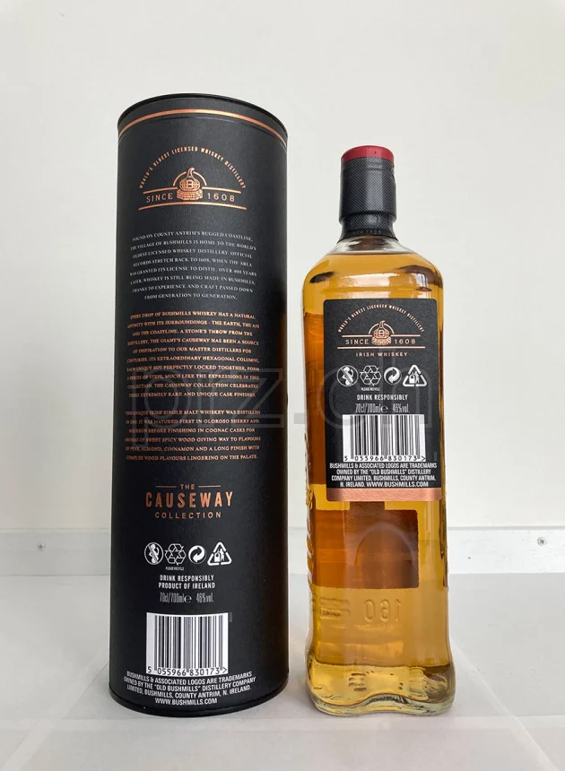 Bushmills, 10 Jahre, abgefüllt 2020, Ansicht 2
