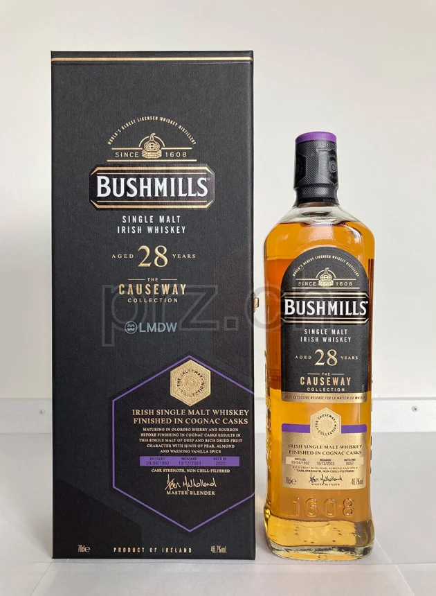 Bushmills, 28 Jahre, abgefüllt 2020, Ansicht 1