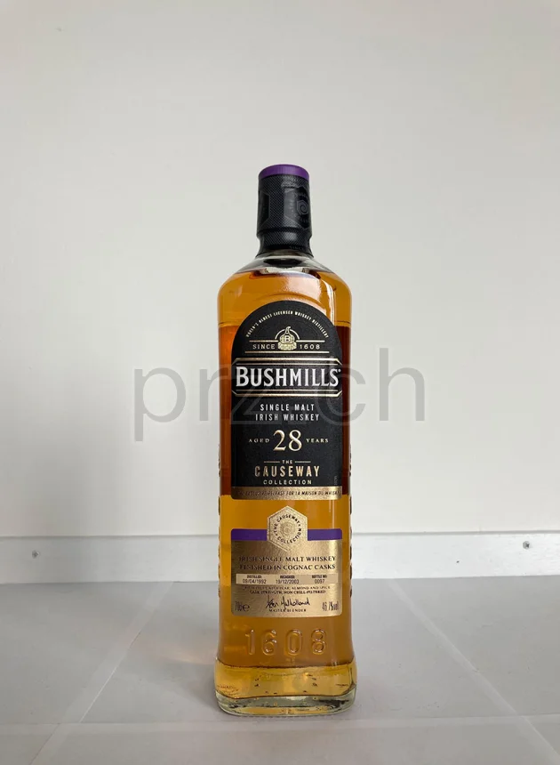 Bushmills, 28 Jahre, abgefüllt 2020, Ansicht 2