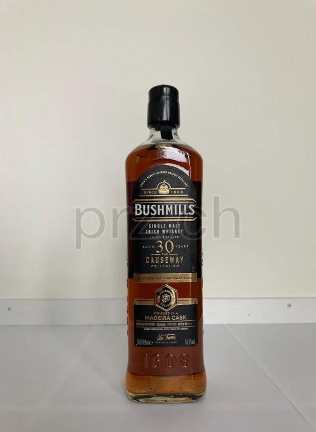 Bushmills, 30 Jahre, abgefüllt 2022, Ansicht 2