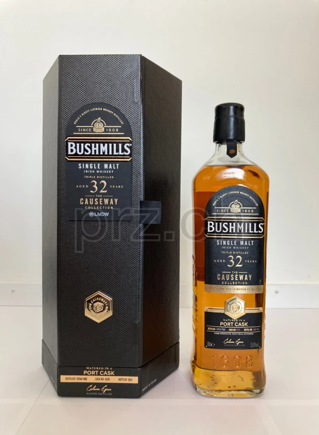 Bushmills, 32 Jahre, abgefüllt 2021, Ansicht 1