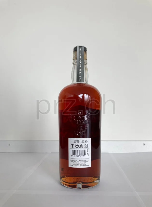 Teeling Whiskey Company, 18 Jahre, abgefüllt 2003, Ansicht 3