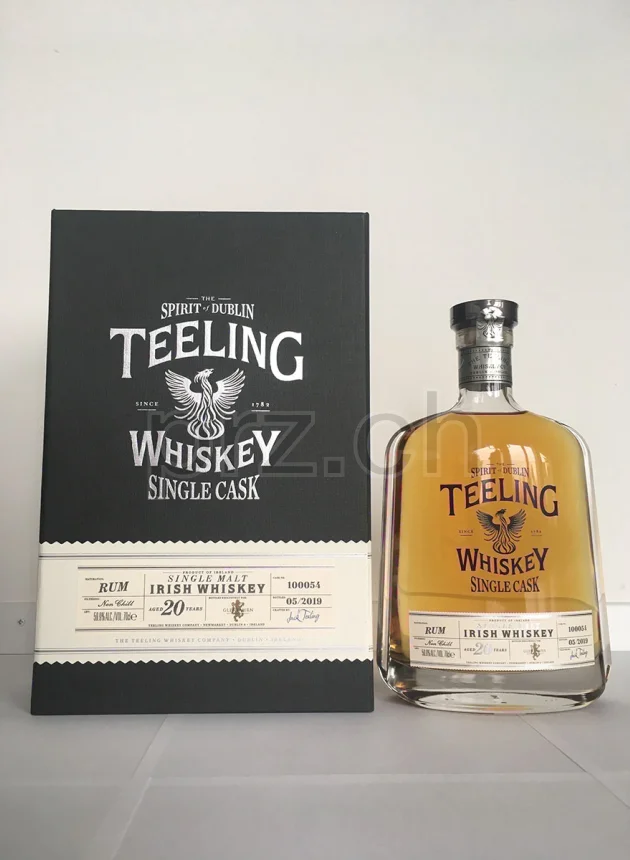 Teeling Whiskey Company, 20 Jahre, abgefüllt 2019, Ansicht 1
