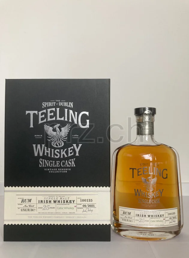 The Teeling Whiskey Company, 25 Jahre, abgefüllt 2021, Ansicht 1