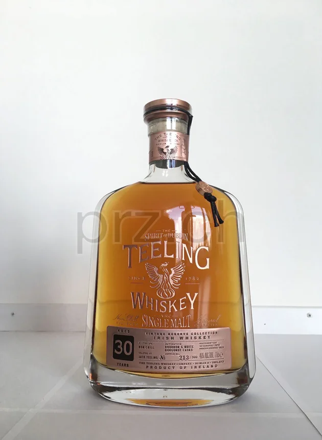 The Teeling Whiskey Company, 30 Jahre, abgefüllt 2018, Ansicht 2
