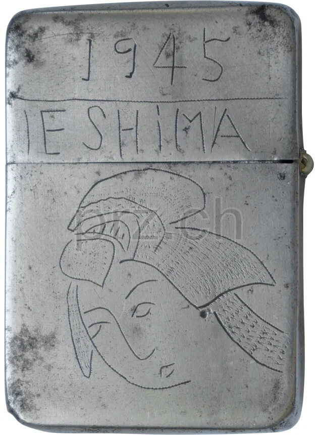 U.S. 77th Infantry Division – Ie Shima 1945, Ansicht 1 U.S. 77th Infantry Division – Ie Shima 1945, Modell five barrel hinge (fixed after war), flat bottom, Jahr 1942 - 43, Ansicht 1