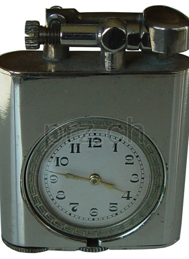 No Name – Switzerland Round Watch Screwed, Modell Small, silver plated, Jahr 1930, Ansicht 1