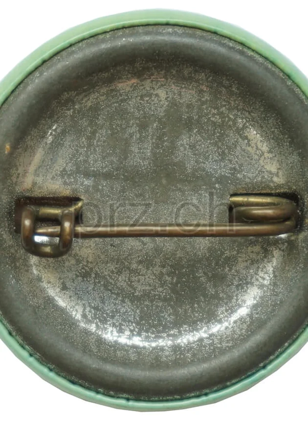 U.S. Navy «U.S.S. Finback» – Charles Mc Henry, Rückseite U.S. Navy «U.S.S. Finback» – Charles Mc Henry, Modell three barrel hinge, round bottom, Jahr 1943 - 45, Rückseite