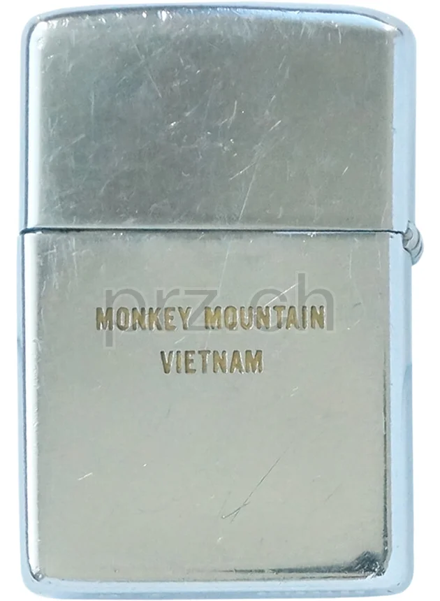 620th Tactical Control Squadron – «Monkey Mountain», Ansicht 2 620th Tactical Control Squadron – «Monkey Mountain», Modell chrome polished, five barrel hinge, Jahr 1968, Ansicht 2