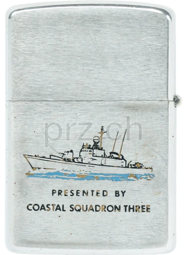 U.S. Navy Coastal Squadron Three – Cam Ranh Bay, Modell chrome plated brushed, five barrel hinge, Jahr 1968, Vorderseite