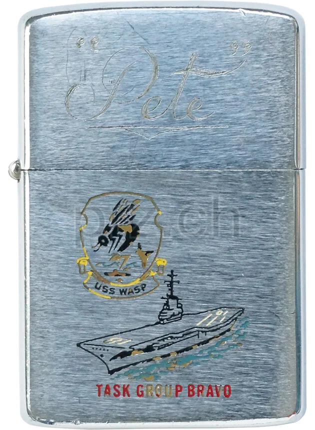 U.S. Navy «U.S.S. WASP» – Task Force Bravo, Modell chrome plated brushed, five barrel hinge, Jahr 1965, Vorderseite