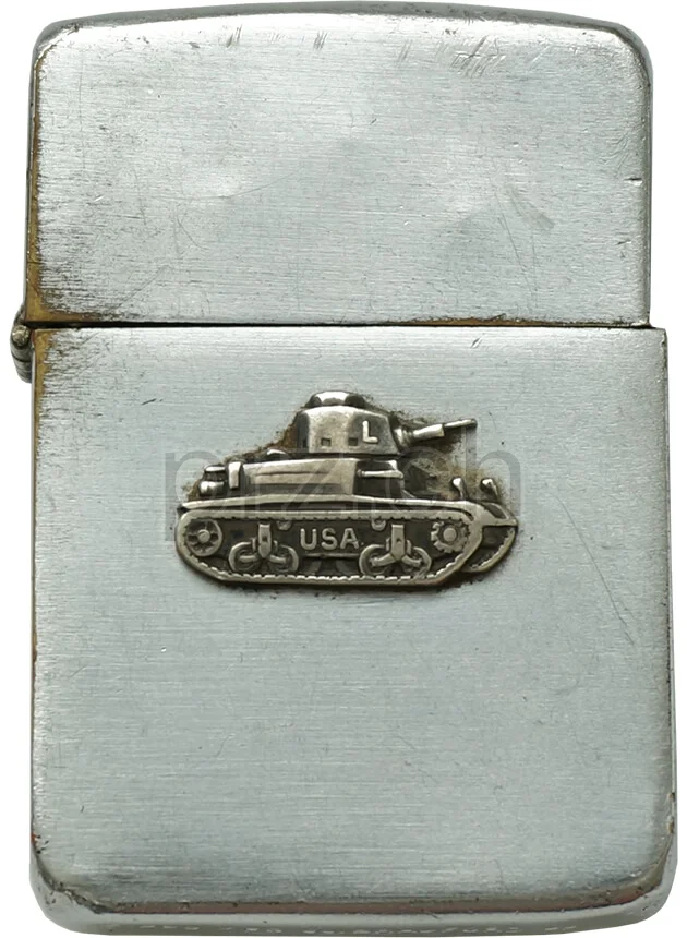 U.S. Army Tank – M2A4 Light Tank, Vorderseite U.S. Army Tank – M2A4 Light Tank, Modell four barrel hinge, flat bottom, Jahr 1937 - 41, Vorderseite