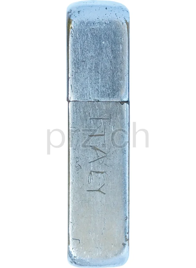 United States Merchant Marine – «Coca-Cola», Ansicht 4 United States Merchant Marine – «Coca-Cola», Modell five barrel hinge (fixed after war), flat bottom, Jahr 1942 - 43, Ansicht 4