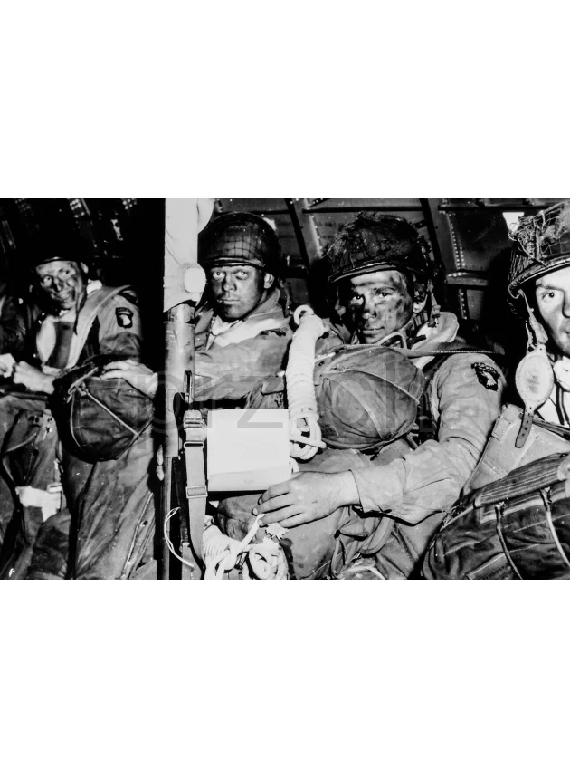 General Dwight D. Eisenhower's Order of the Day, Modell Armed Forces, Jahr 1944, Ansicht 6
