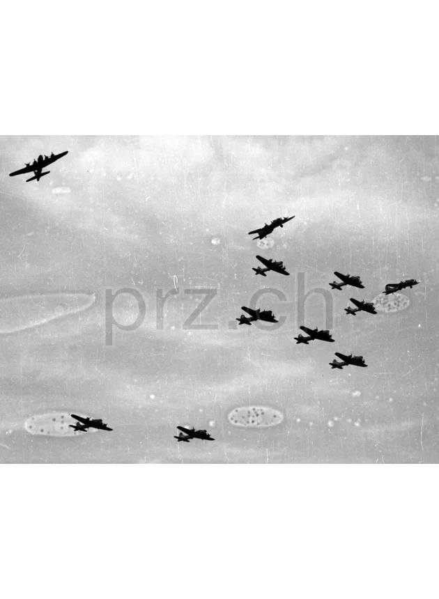 Case – B-17G Flying Fortress, Ansicht 10 Case – B-17G Flying Fortress, Modell Private, Jahr 1944, Ansicht 10