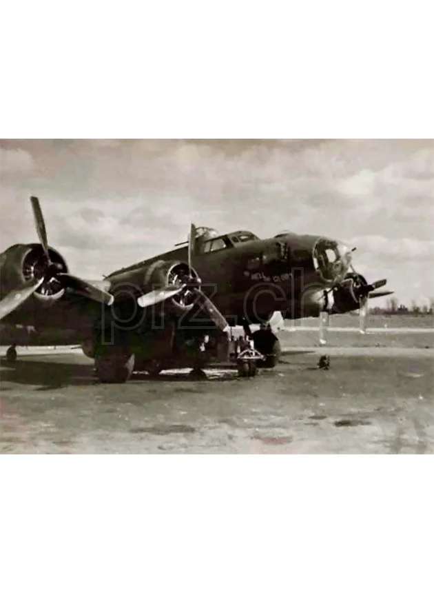 Case – B-17G Flying Fortress, Ansicht 6 Case – B-17G Flying Fortress, Modell Private, Jahr 1944, Ansicht 6