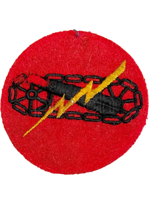 U.S. 1st Armored Division – 68th AFA, Modell three barrel hinge, round bottom, Jahr 1943 - 45, Ansicht 7