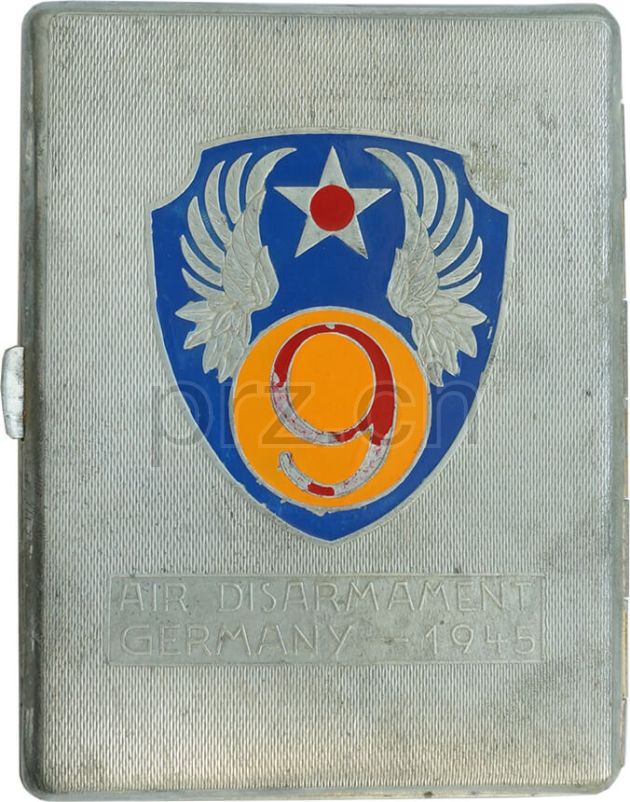Vorderseite von Case – 9th U.S. Air Force, Modell Army, Jahr 1945, Bild 1