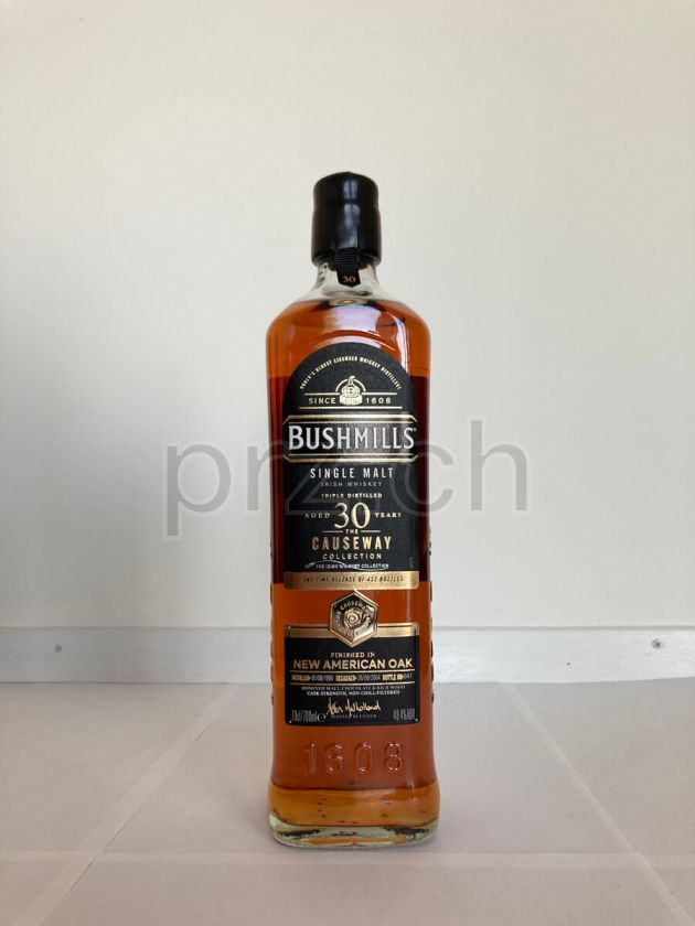 Flasche von Bushmills 30 Jahre, abgefüllt 2020, Bild 2