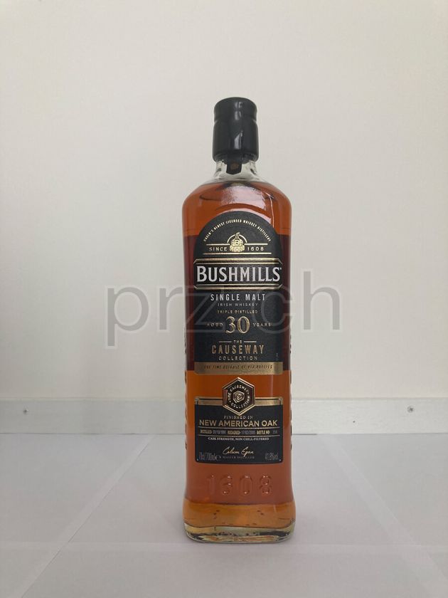 Flasche von Bushmills 30 Jahre, abgefüllt 2021, Bild 2