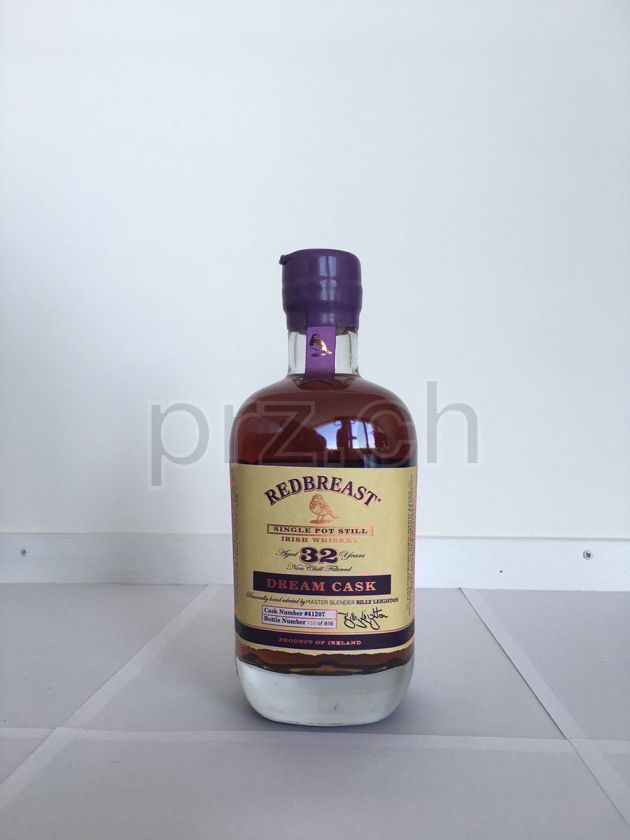 Flasche von Midleton 32 Jahre, abgefüllt 2018, Bild 1