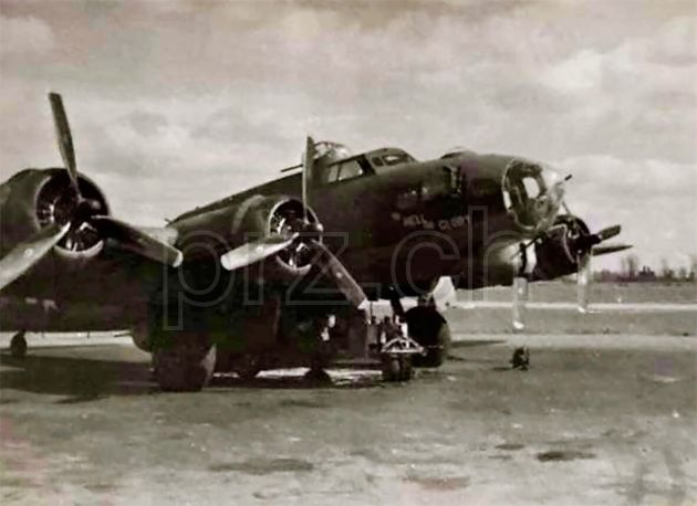 Vorderseite von Case – B-17G Flying Fortress, Modell Private, Jahr 1944, Bild 6