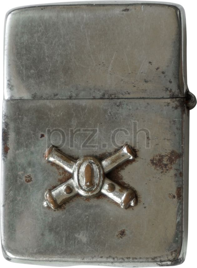 Vorderseite von U.S. Army Coast Artillery Corps, Modell three barrel hinge, round bottom, Jahr 1943 - 45, Bild 2