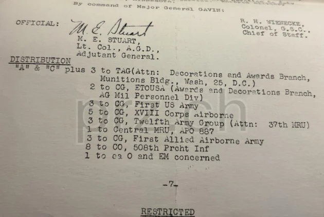 Vorderseite von D-Day Arm Flag – Sgt. Floyd D. Fletcher, 82nd Airborne Division, Modell Airborne «CL», Jahr 1943 - 44, Bild 20