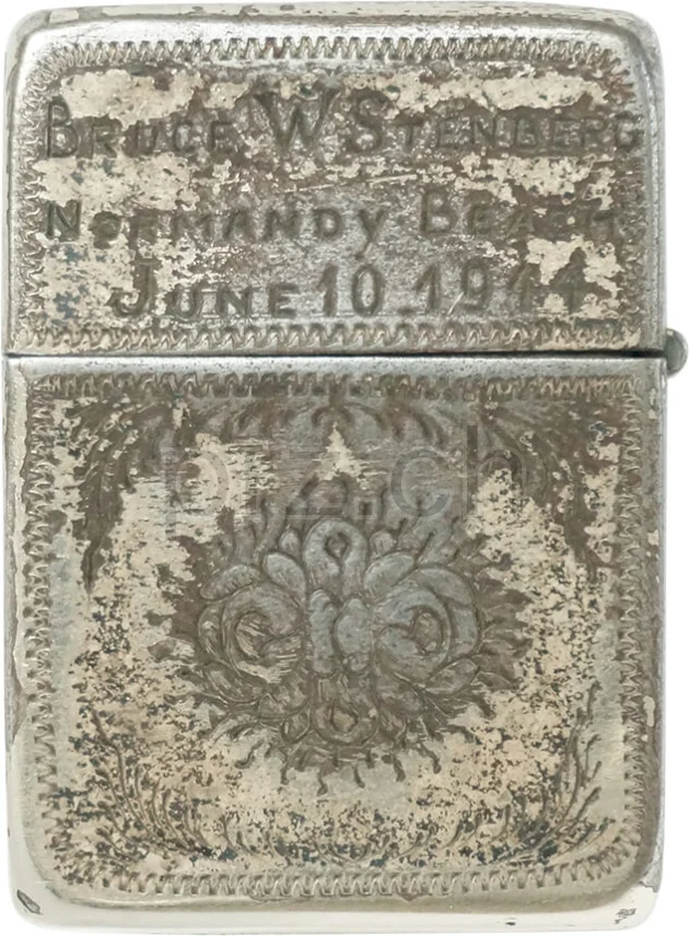 Vorderseite von U.S. 90th Infantry Division – «Tough Ombres», Modell three barrel hinge, round bottom, Jahr 1943 - 45, Bild 1