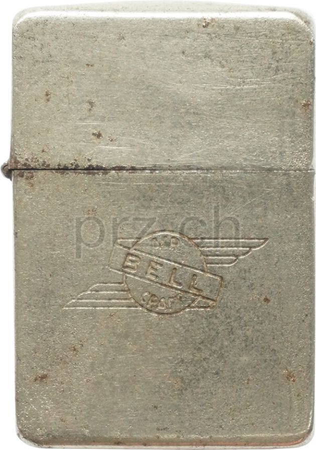 Vorderseite von Bell Aircraft – engraved by Zippo used, Modell four barrel hinge, flat bottom, Jahr 1942 – 43, Bild 1